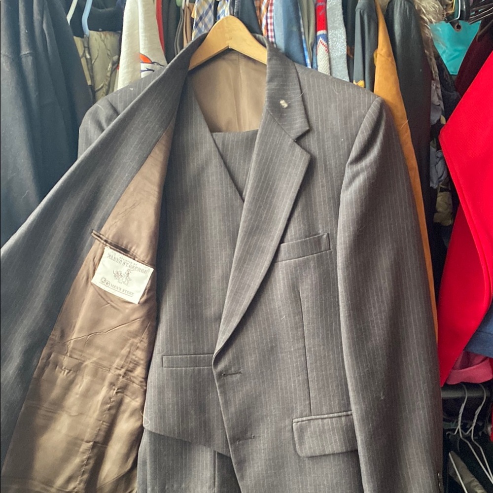 Gray Textured Suit with Notched Lapels